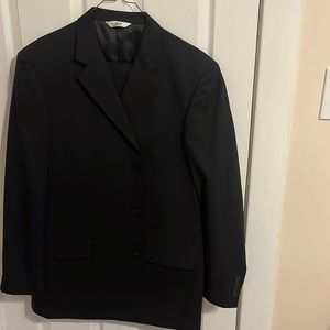 Mens Versini suit